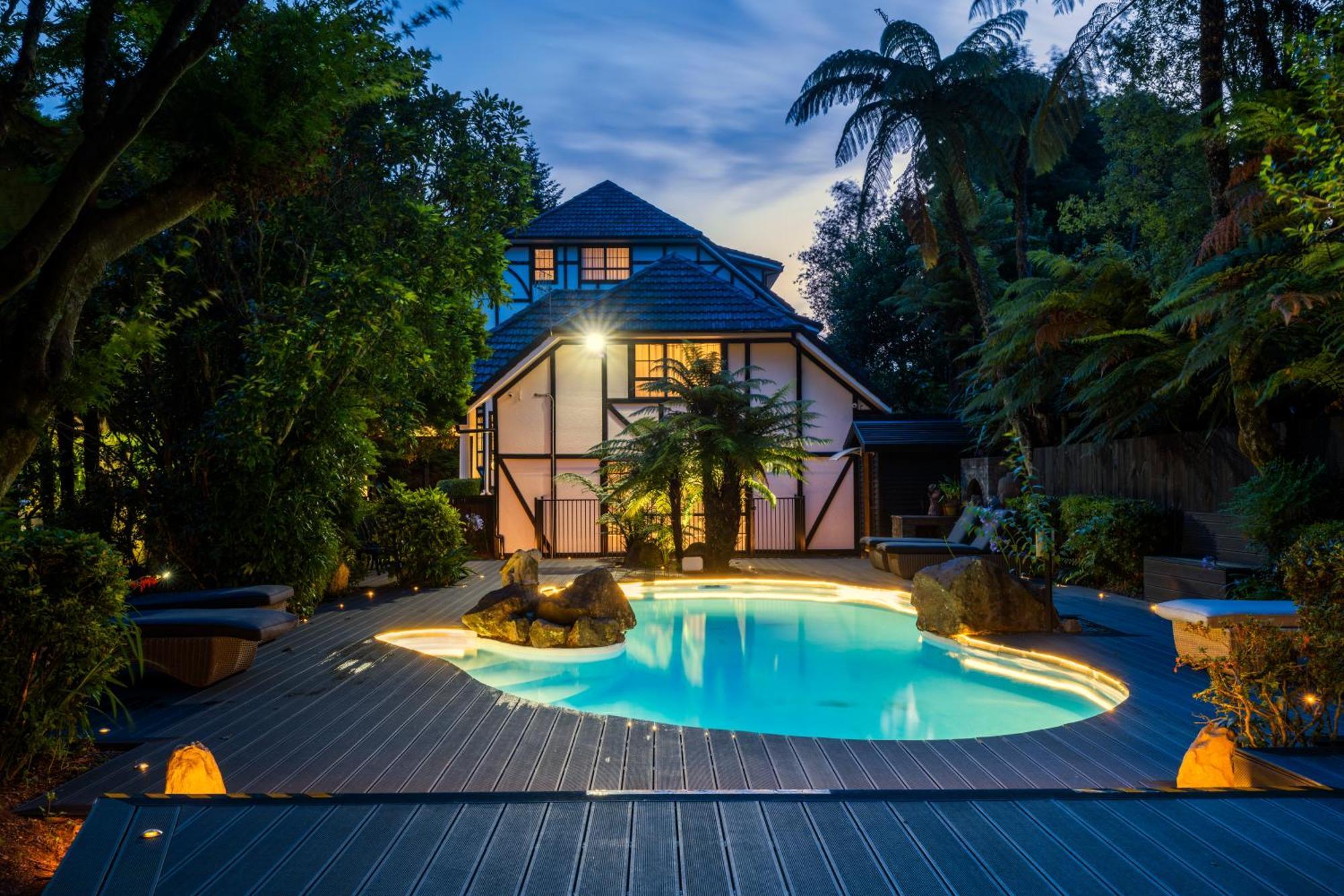 Hana Lodge ロトルア エクステリア 写真